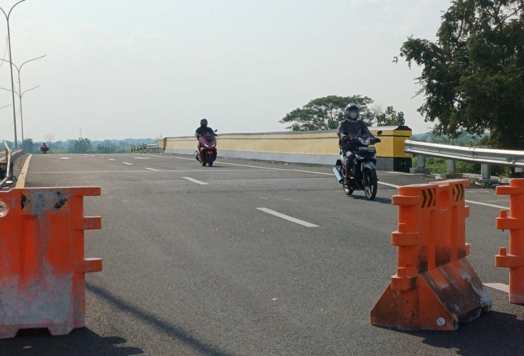 DPRD Lamongan Desak Pemasangan Traffic Light di JLU, Keselamatan Pengendara Jadi Prioritas!